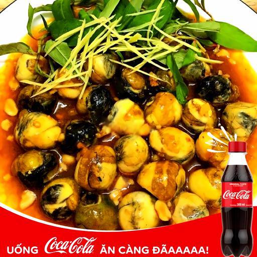 trung-cut-xao-me-coca-cola