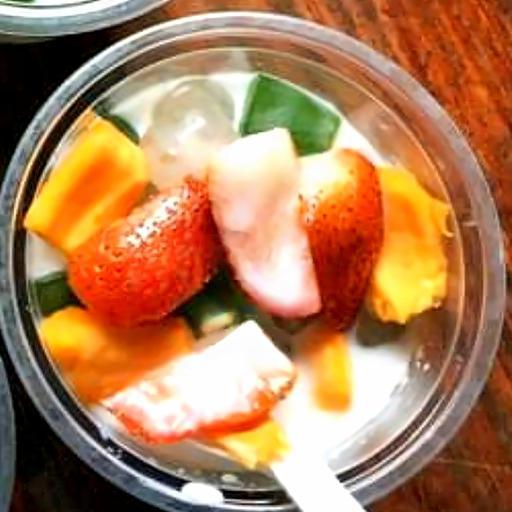 sua-chua-thach-la-nep-hoa-qua