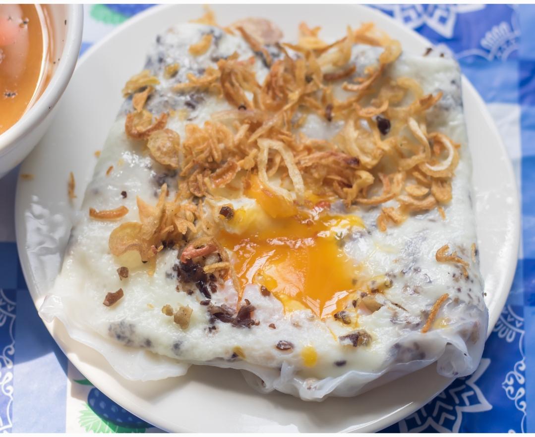 banh-cuon-trung