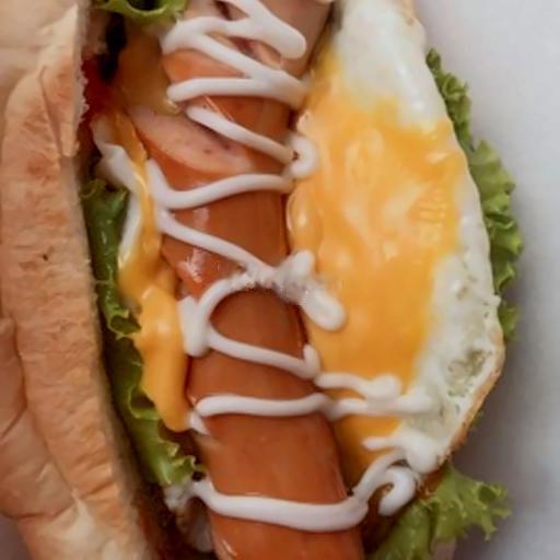 hotdog-xuc-xich-trung-phomai