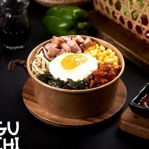 com-tron-xuc-xich-ac-biet