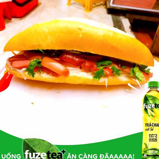 banh-mi-xuc-xich-1-tra-chanh-sa