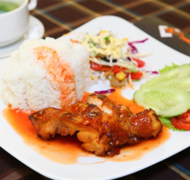 com-ga-sot-chua-ngot