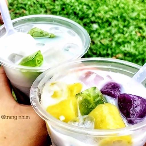 sua-chua-mix-khoai-deo