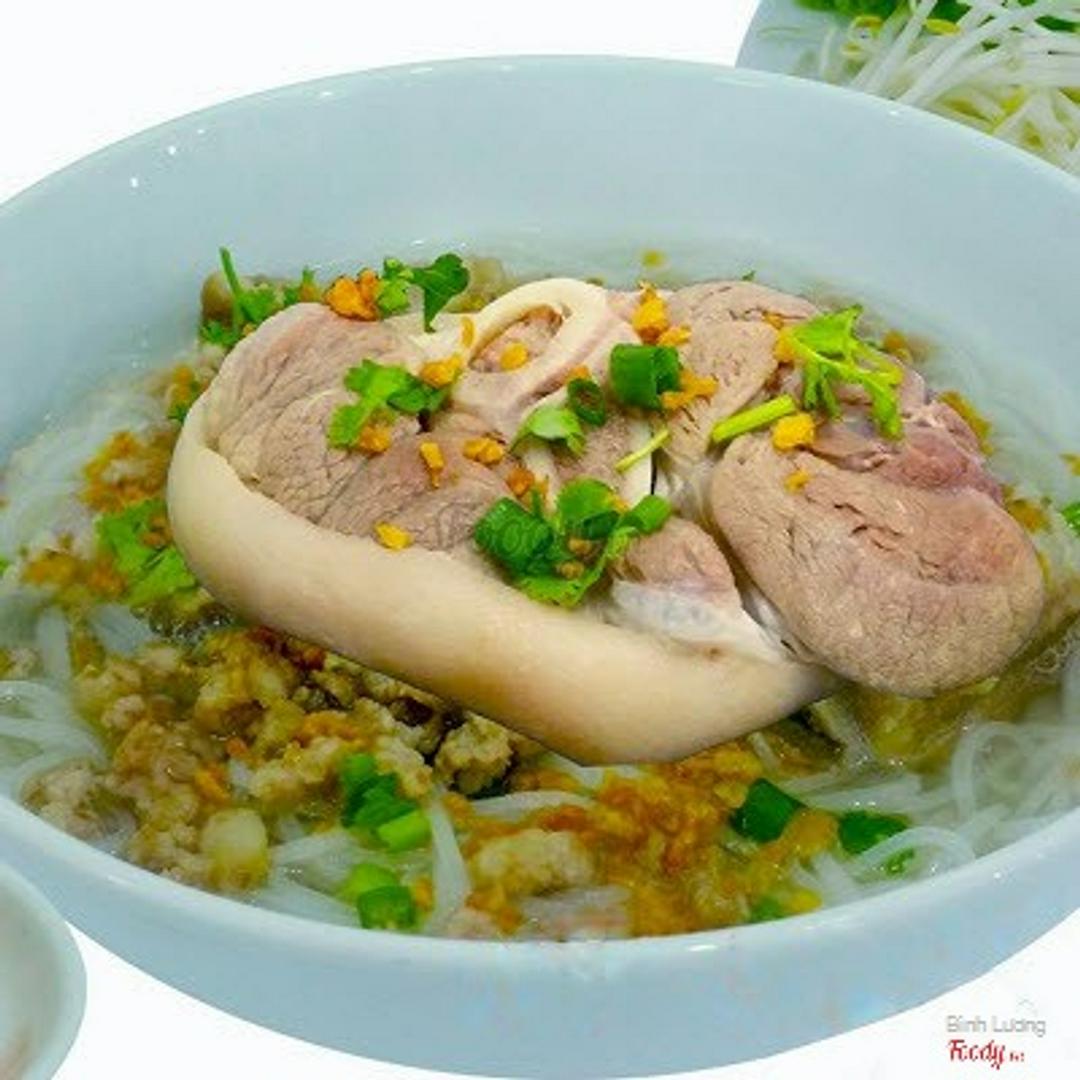 banh-canh-gio-heo
