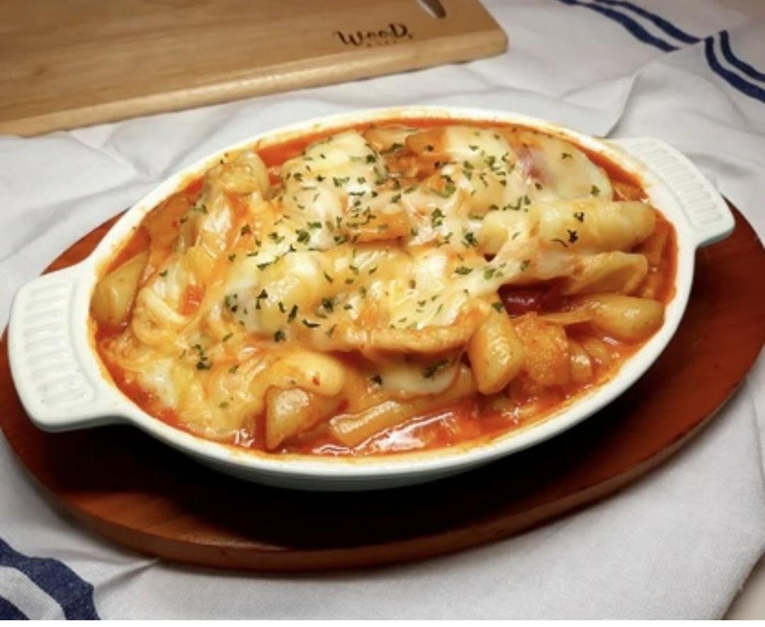 tokbokki-sot-cha-ca-phomai