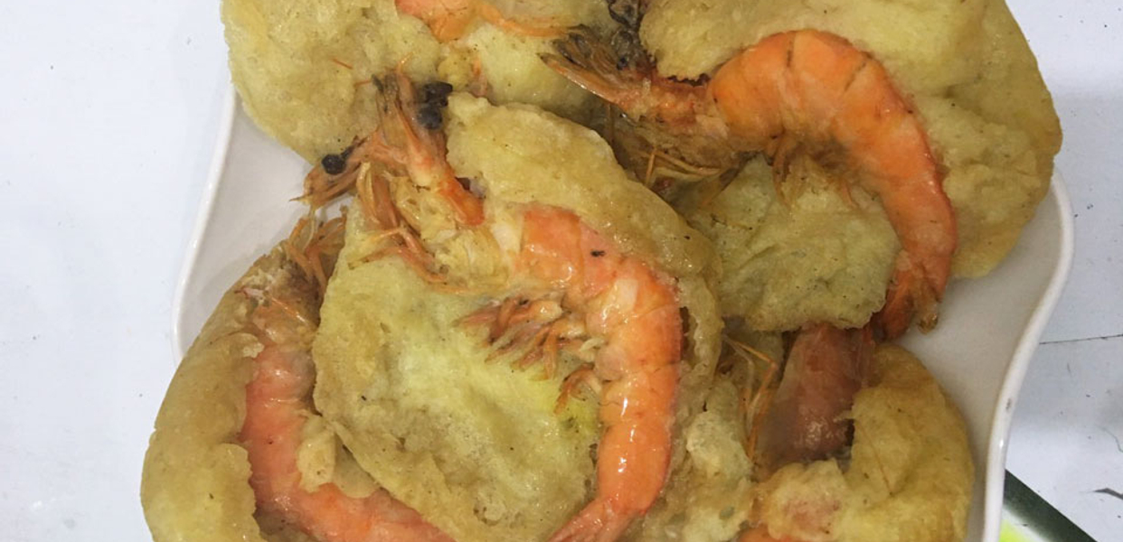 co-minh-banh-tom-va-an-vat-hong-ha