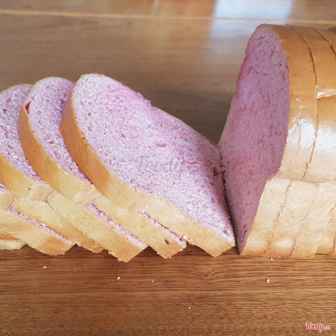 banh-sandwich-cu-den