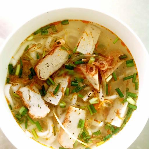 banh-canh-cha-ca