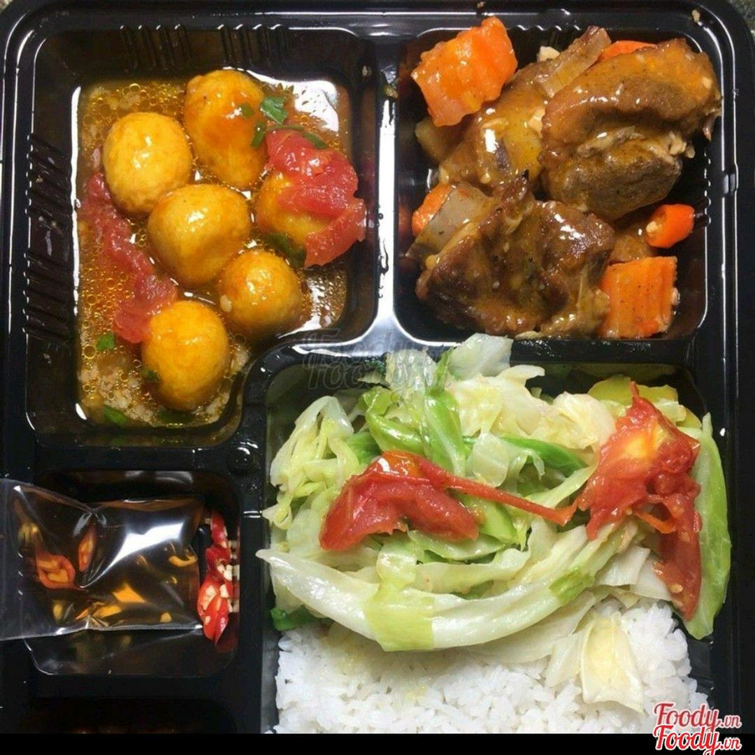 com-suon-chua-ngot-va-trung-chim-cut-sot