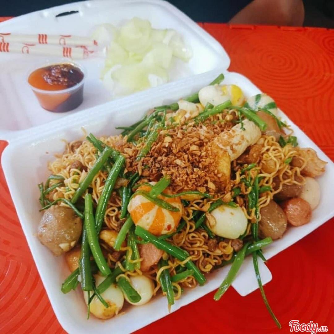 mi-tron-hai-san-vien