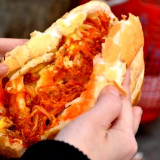 banh-mi-pate-trung-bo-kho