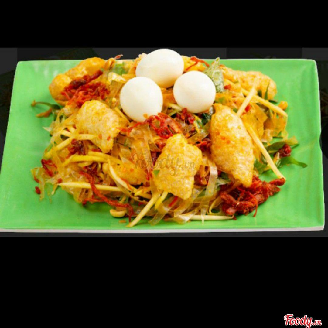 banh-trang-tron-them-da-heo-chua-cay