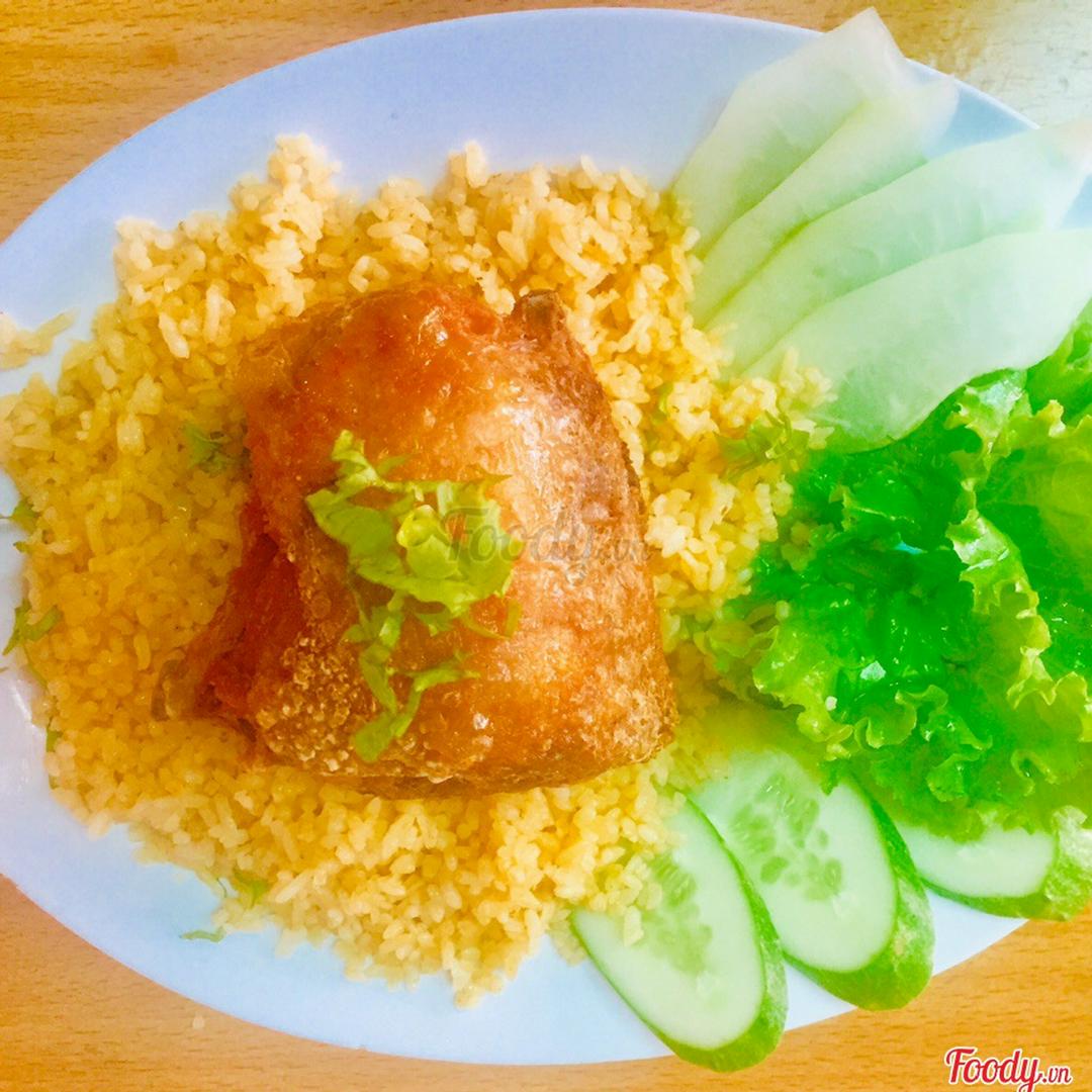 com-ga-ma-ui-chien-nuoc-mam