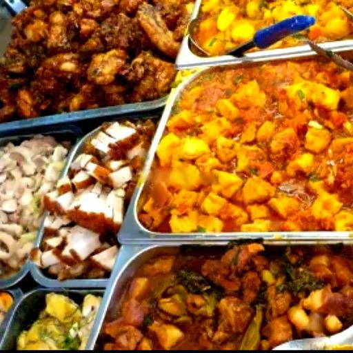 com-ga-ran-sot-me-thit-kho-trung-ran