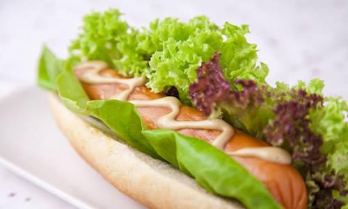 banh-mi-kep-xuc-xich