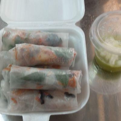 banh-trang-cuon-muoi-ot-xanh