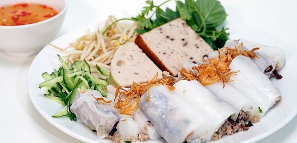 banh-cuon-nong-hoang-yen-nguyen-huu-canh