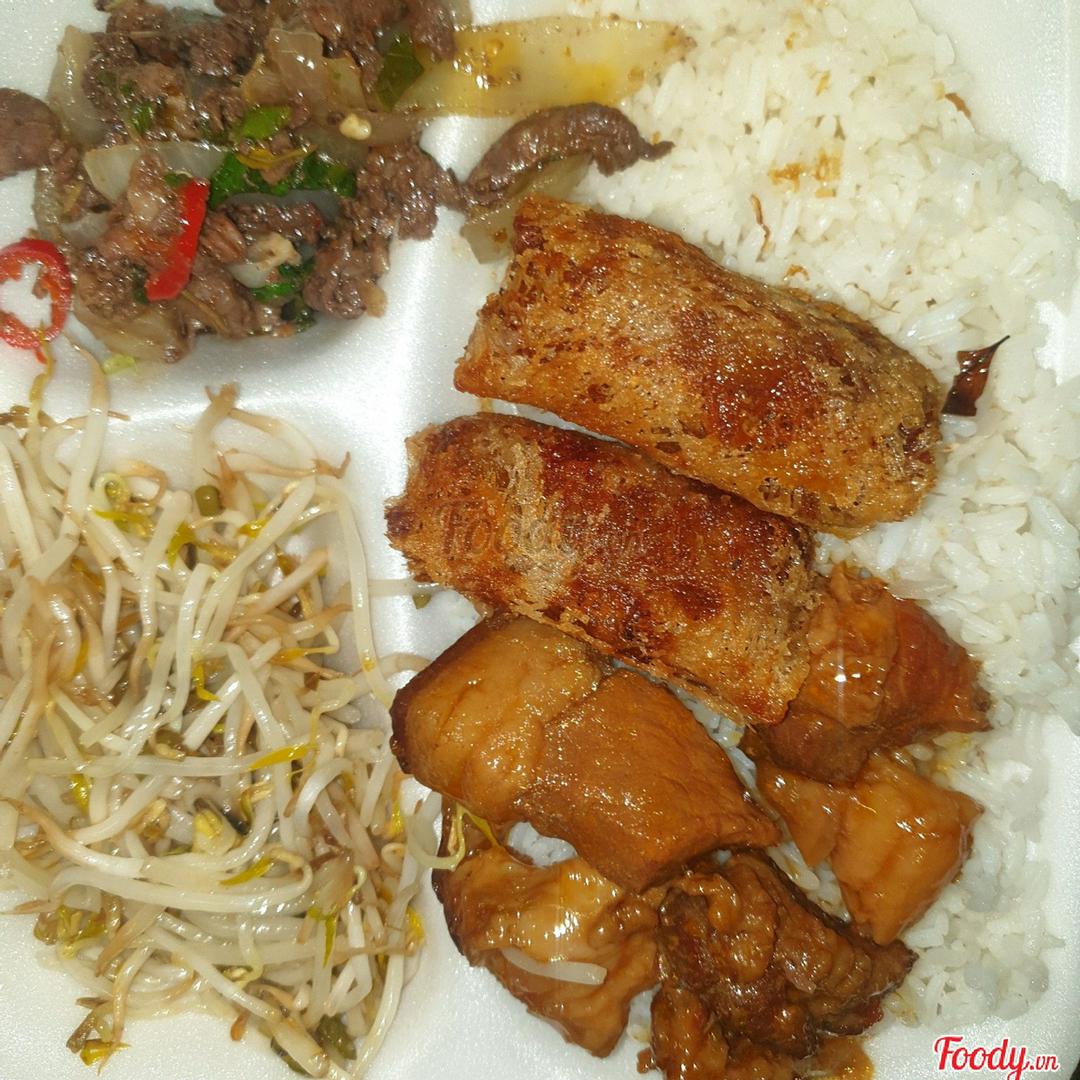 com-thit-xao-nem-ran-thit-kho