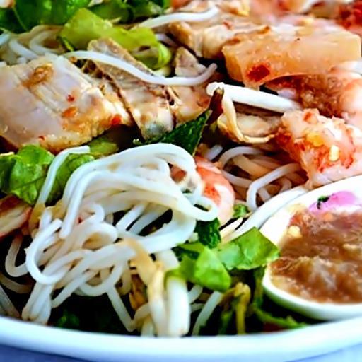 Bún mắm nêm tôm - thịt