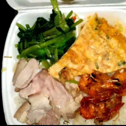 com-thit-luoc-tom-rang-trung-ran