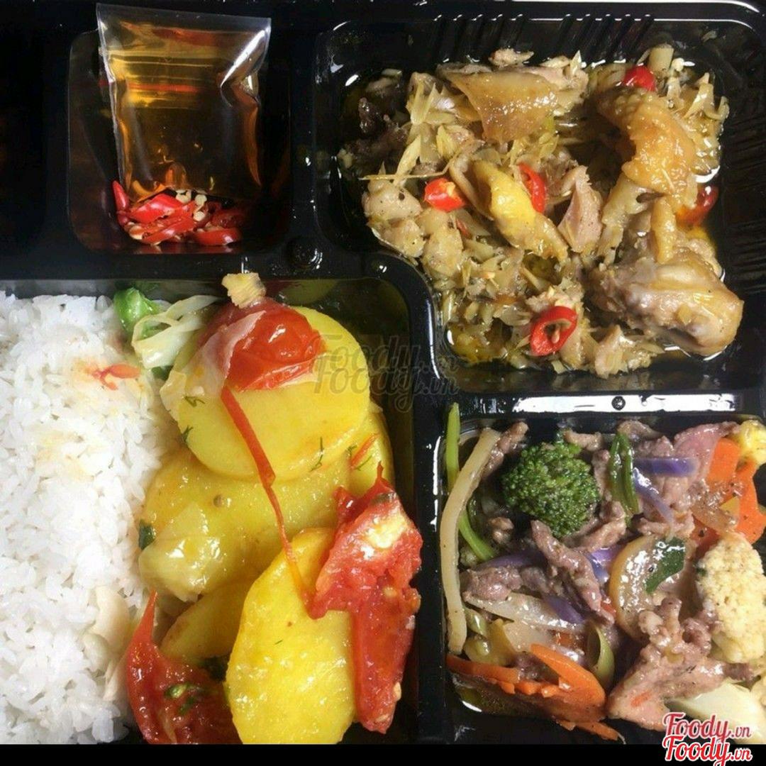 com-bo-xao-can-toi-va-ga-xao-sa-ot