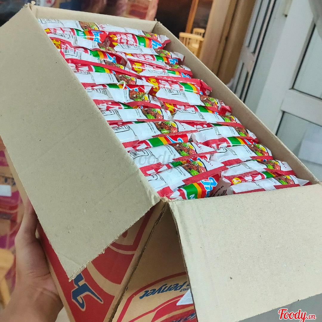 1-thung-mi-indo-vi-o-suon-40-goi