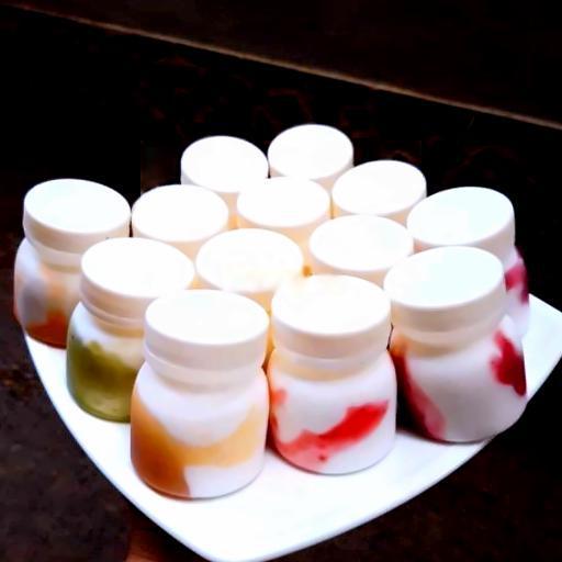 sua-chua-dam-trai-cay-sot