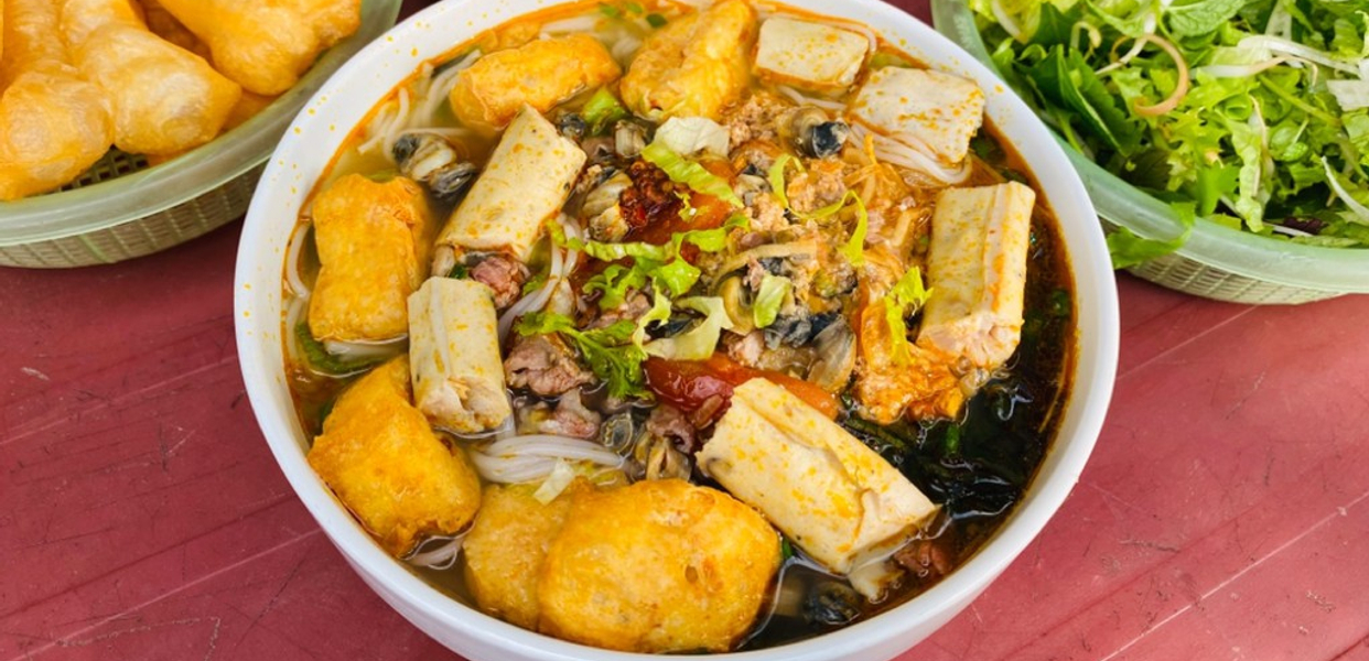 Bún-Riêu-Ốc-Cô-Hòa---24-Kim-Mã