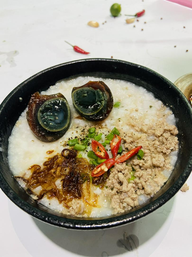 chao-thit-bam-trung-bach-thao