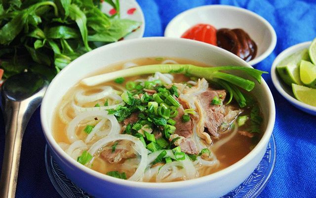 Phở-Bò-&-Bún-Bò---Trần-Văn-Đang