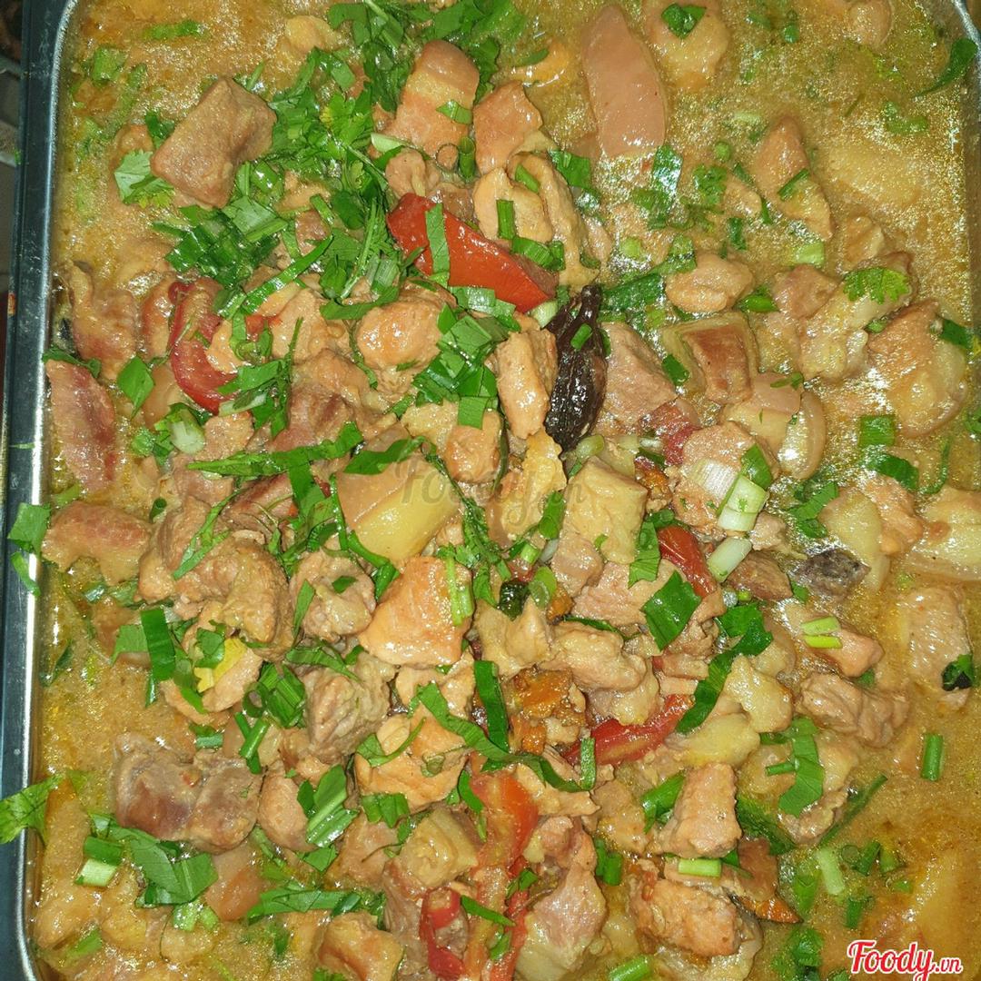 com-bo-nau-sot-vang-khoai-tay