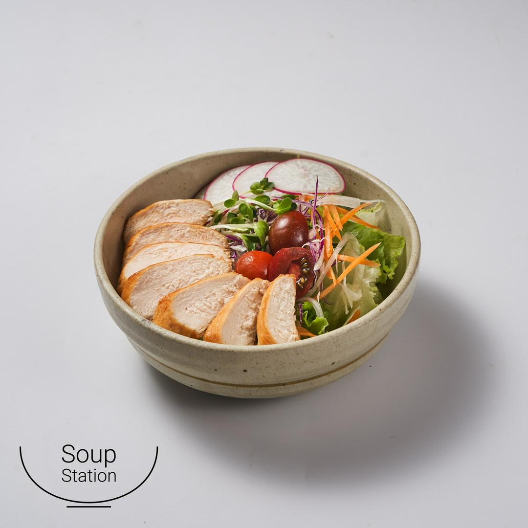 salad-uc-ga-chicken-breast-salad