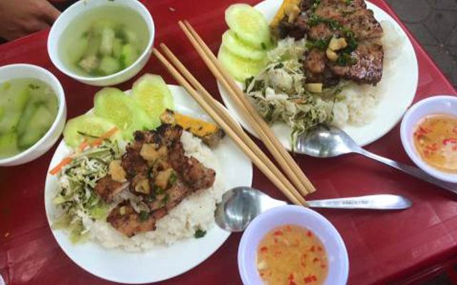 thu-trang-com-binh-dan-nguyen-tuan