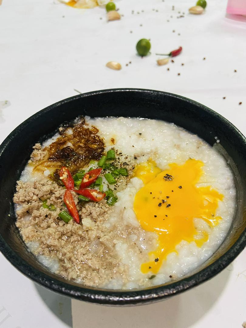 chao-thit-bam-trung-ga-ta