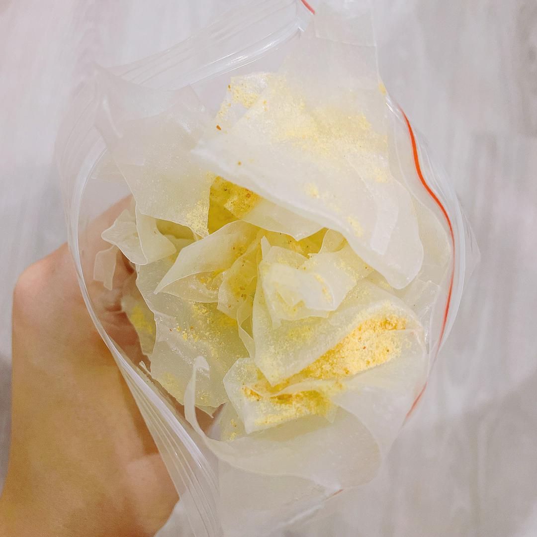 banh-trang-deo-soi-muoi-nhuyen