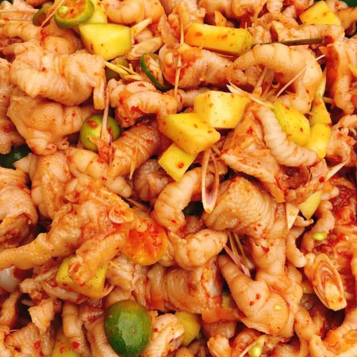 chan-ga-rut-xuong-sot-thai-mix-xoai