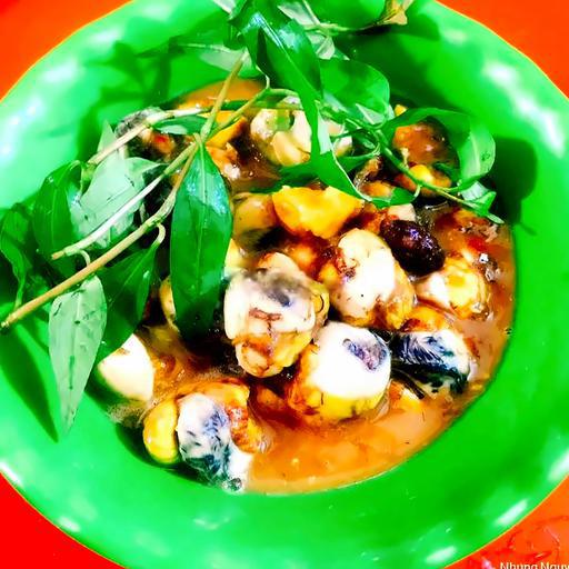 trung-cut-lon-xao-bo-toi