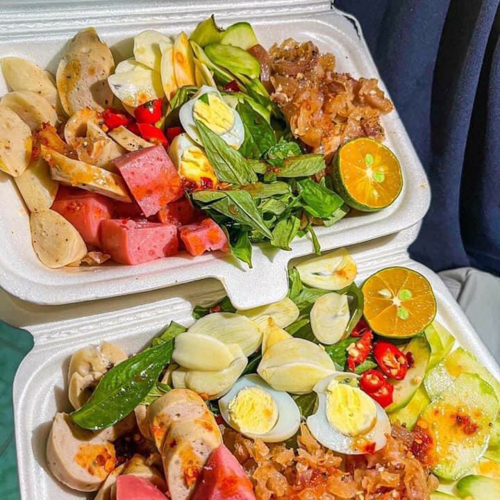 tre-tron-vip-thap-cam-at-biet-co-hai-tang-kem-3-banh-phong-tom