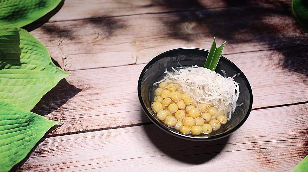 che-sen-au-xanh-cot-dua