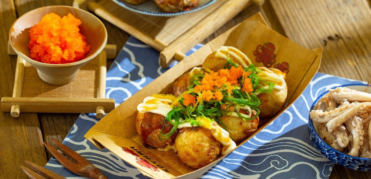 kochan-takoyaki-banh-bach-tuoc-tran-huy-lieu