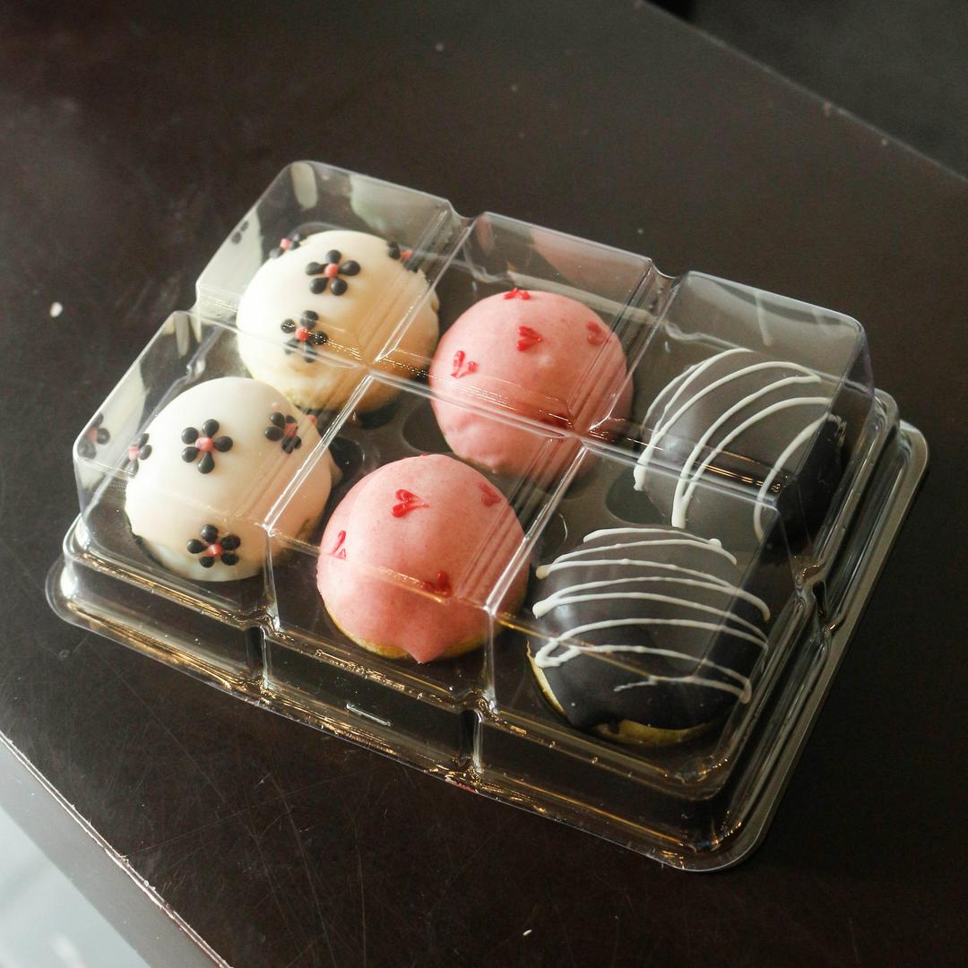 set-su-kem-lon-hop-6-cai-set-choux-cream-size-l-box-of-6-cakes