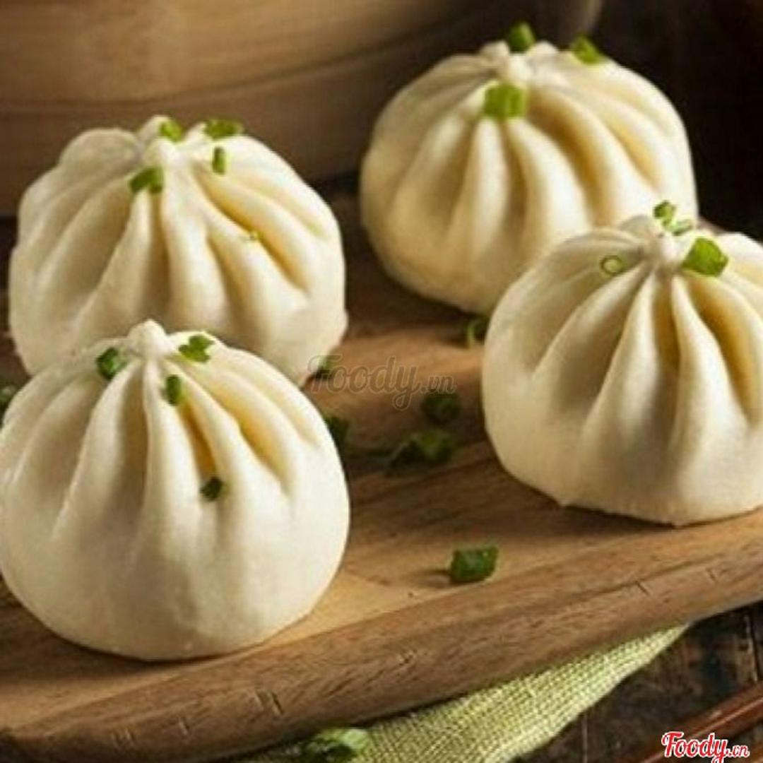 banh-bao-muoi-xiu-trung-cut-lon