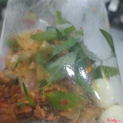 banh-trang-tron-kho-ga-mo-hanh-trung-cut