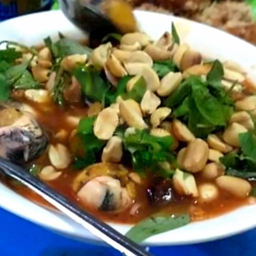 trung-cut-lon-xao-me