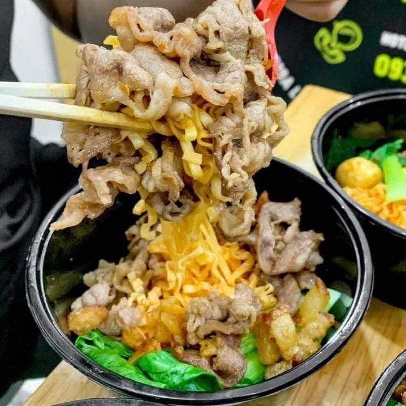 mi-tron-ba-chi-bo-my-sup-thit-bam