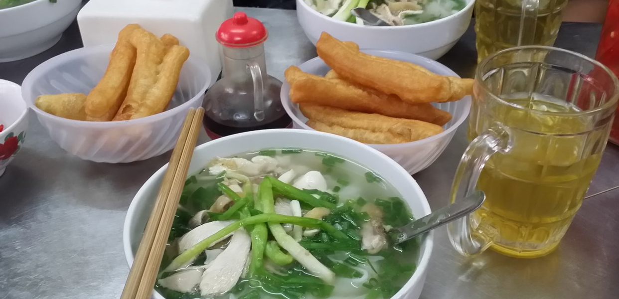 pho-ga-bun-thang-nghi-tam