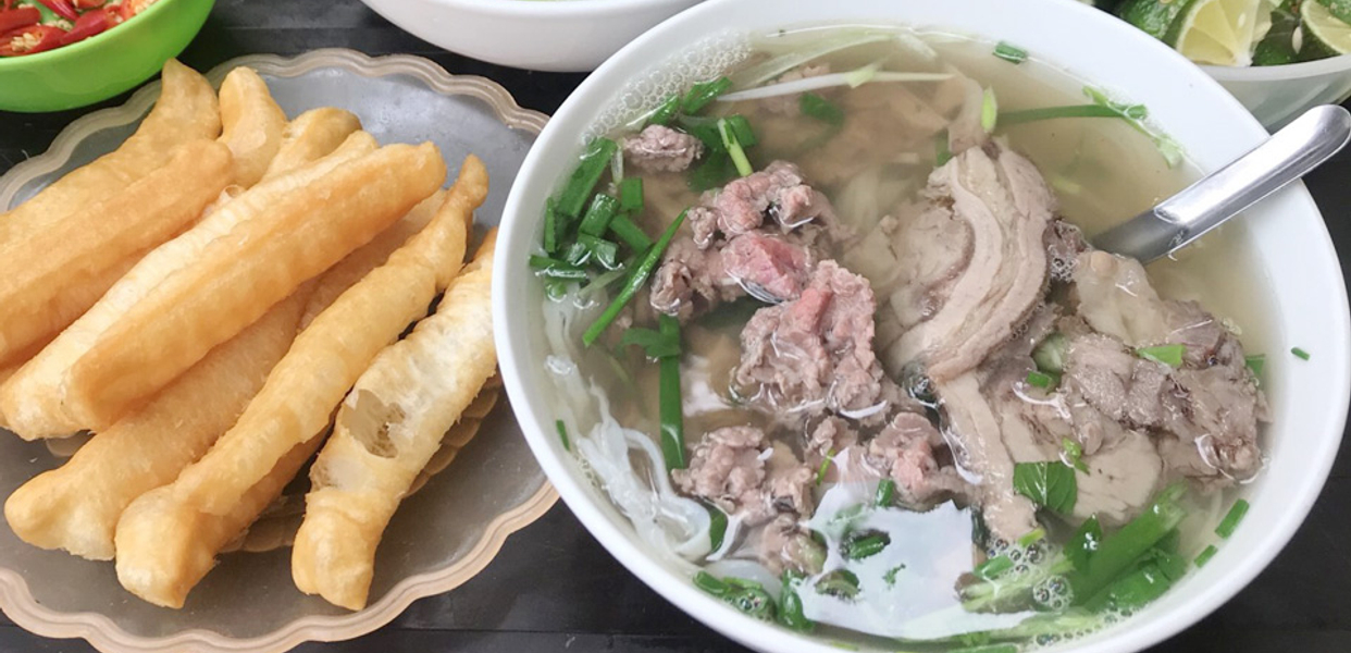 Quán-Tư-Tiện---Lẩu-Bò-&-Bún-Bò---Nguyễn-Oanh