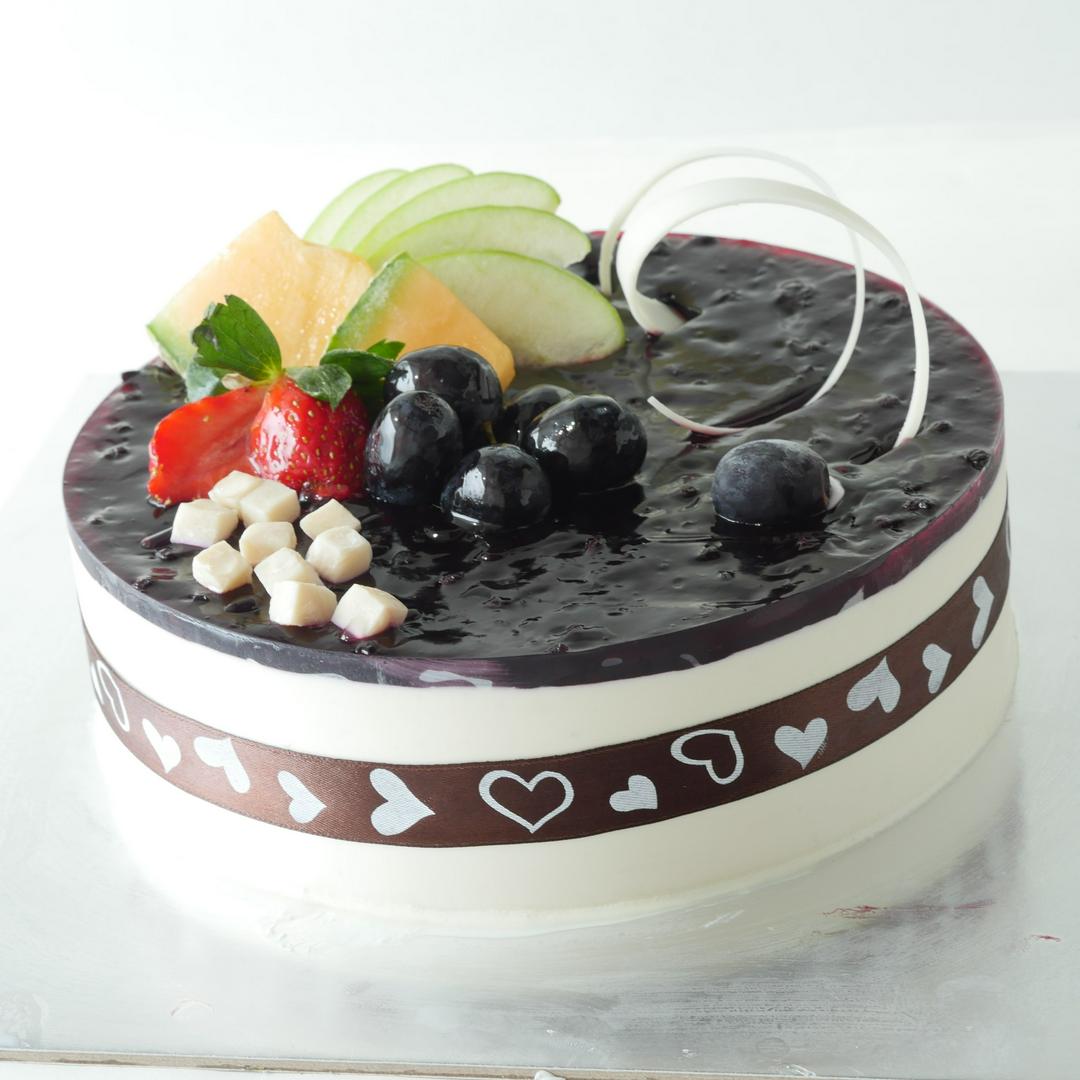 banh-mousse-viet-quat-nho