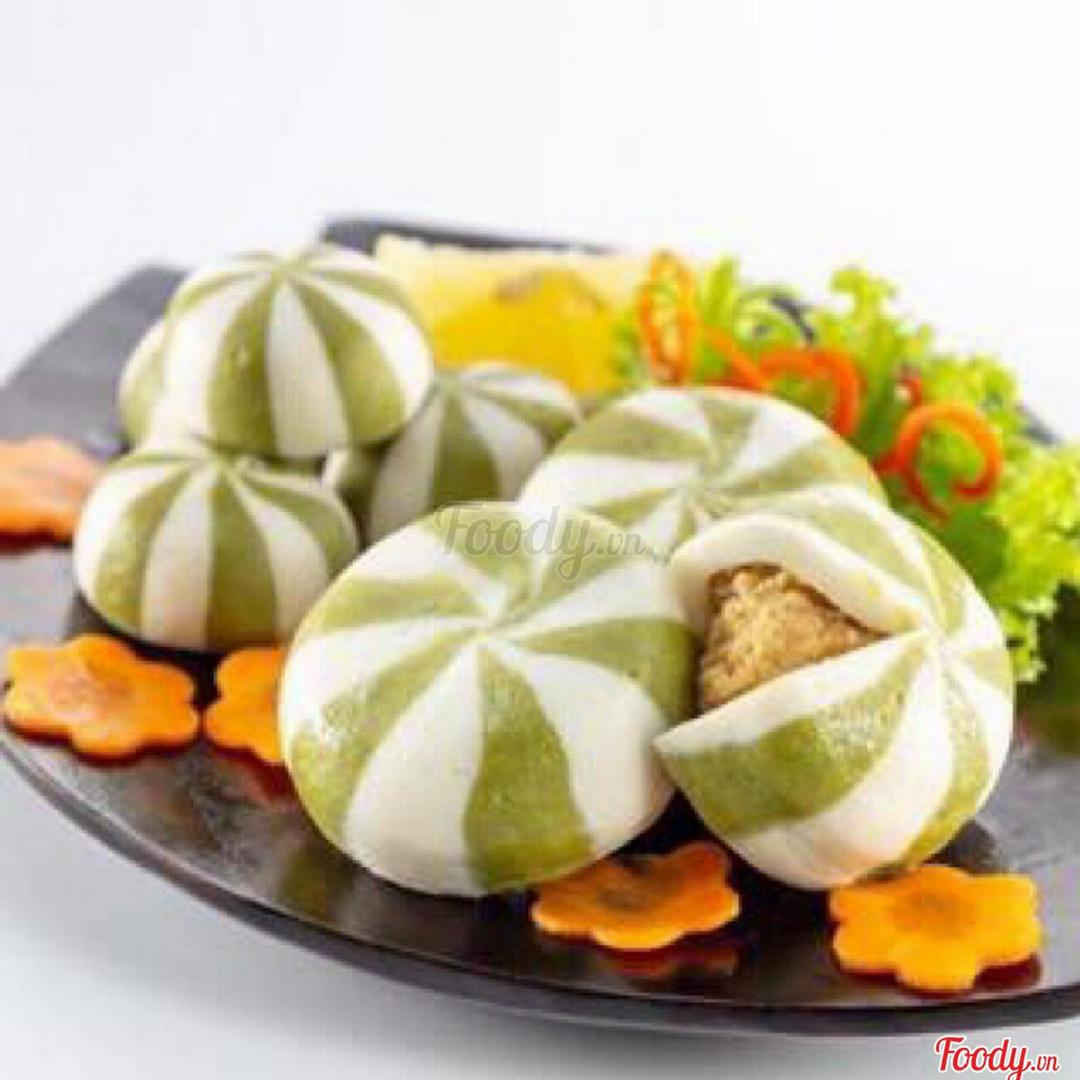 banh-bao-hai-san-trung-muoi-3-vien